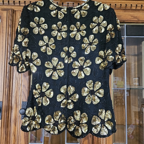 Elegant Sténay Black and Gold Floral Sequin Blouse | 100% Silk | Size S - Picture 4 of 5